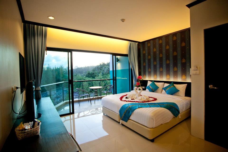 Kata Green Beach Hotel Zimmer foto